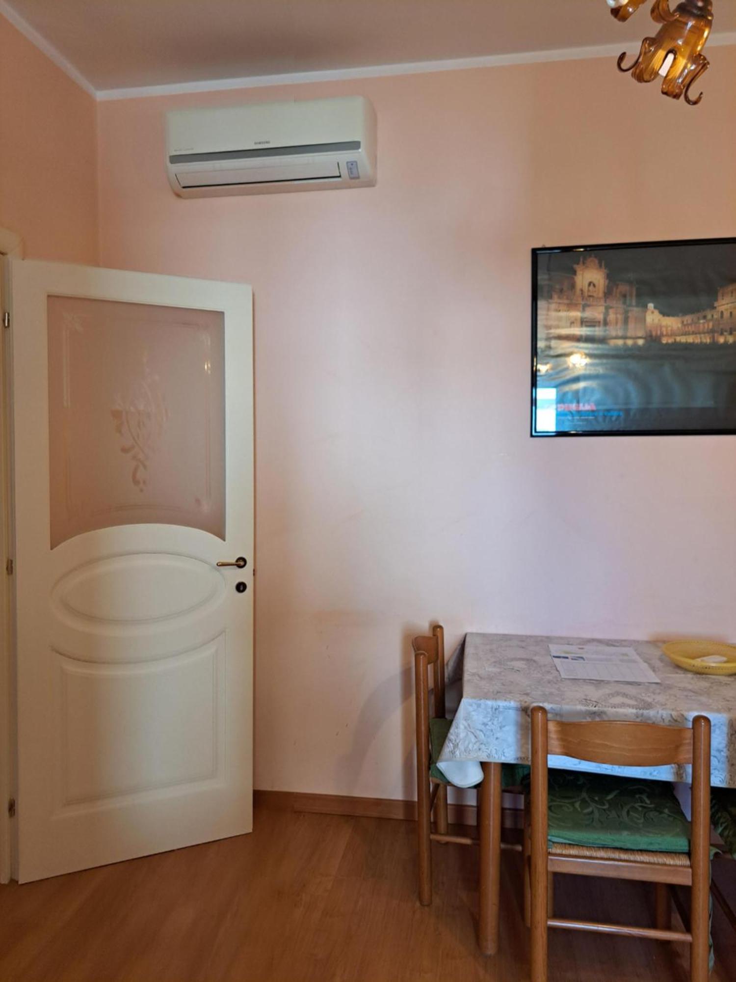 Mamma Gina Apartamento Lecce Exterior foto